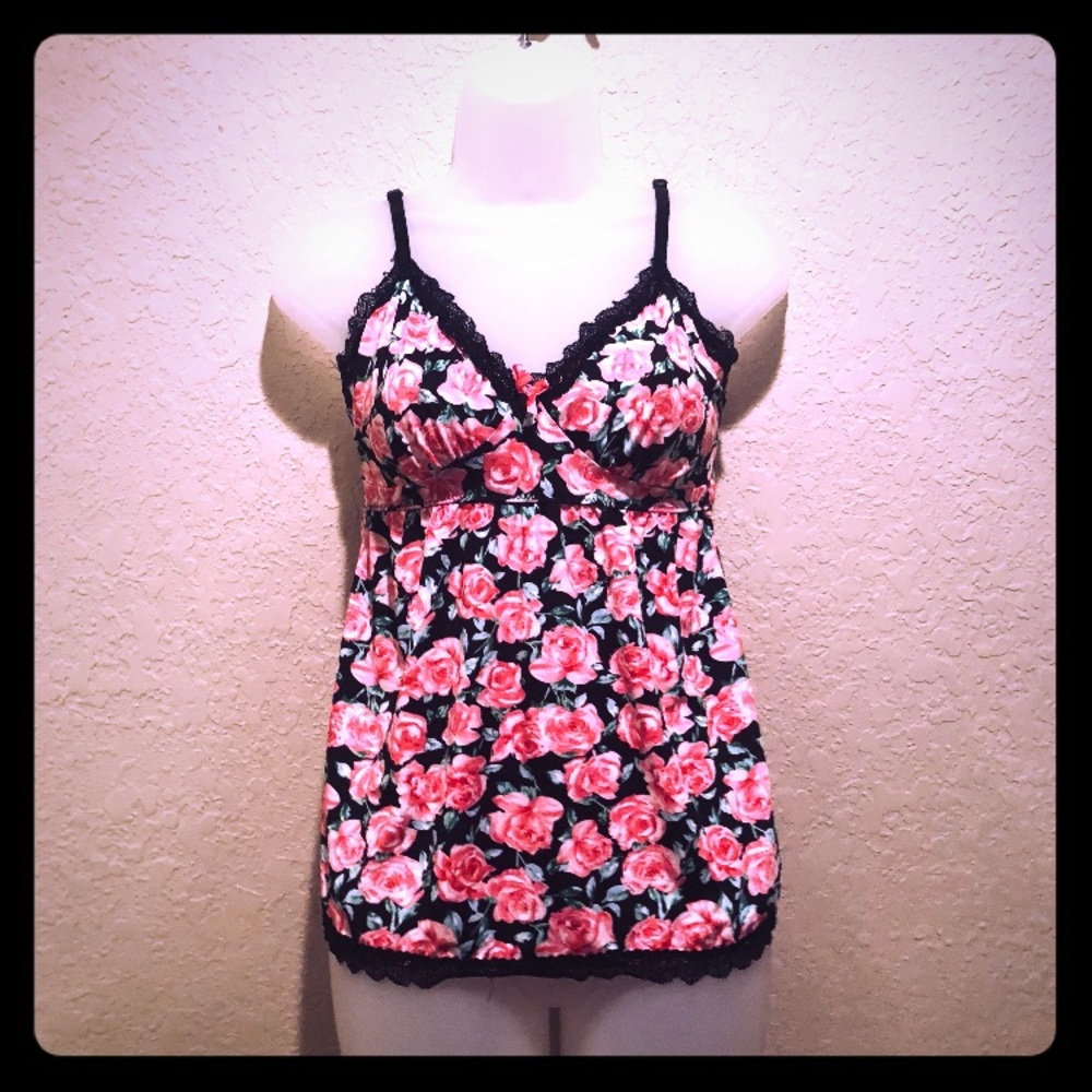 {Laura Ashley} Romantic rose print lace trim cami